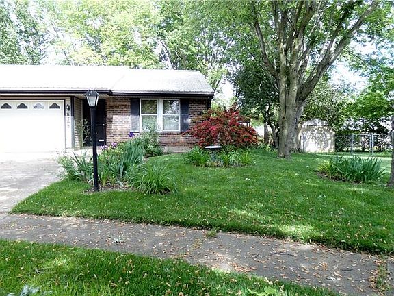 3rd image of 8308 Buffalo Gap Cir