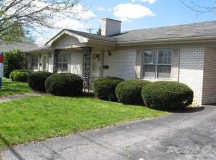 215 W Office St, Harrodsburg, KY 40330