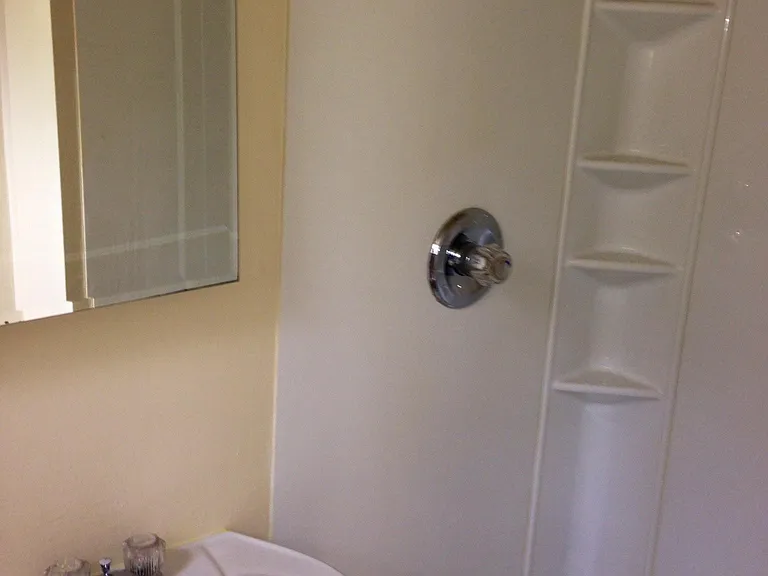 111 N Lake Ave #2 — Photo 5