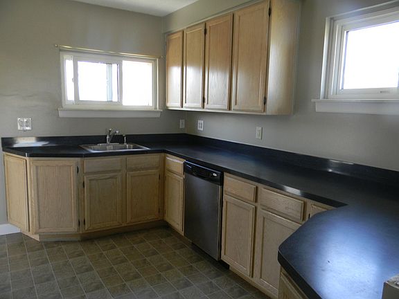 2nd image of 26101 Hoffmeyer St