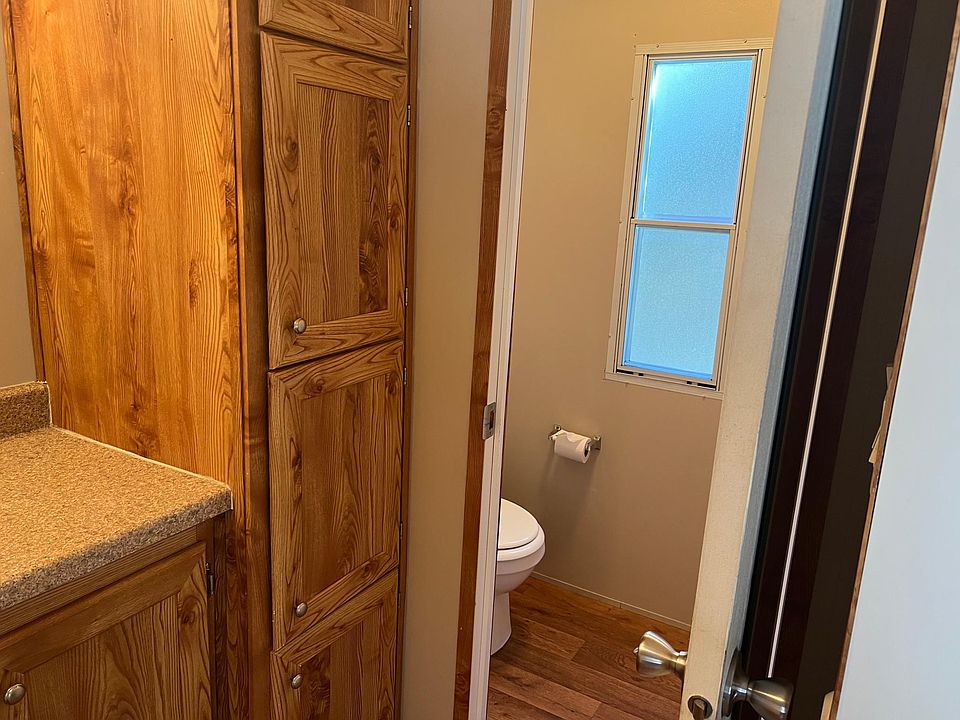 1017 Comanche Cove Dr, Granbury, TX 76048 Zillow