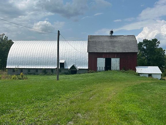 5th image of 220 Hickory Ridge Rd