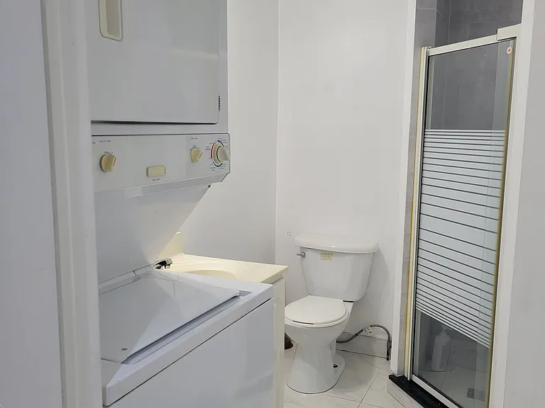 2646 Victoria Park Ave #B — Photo 14