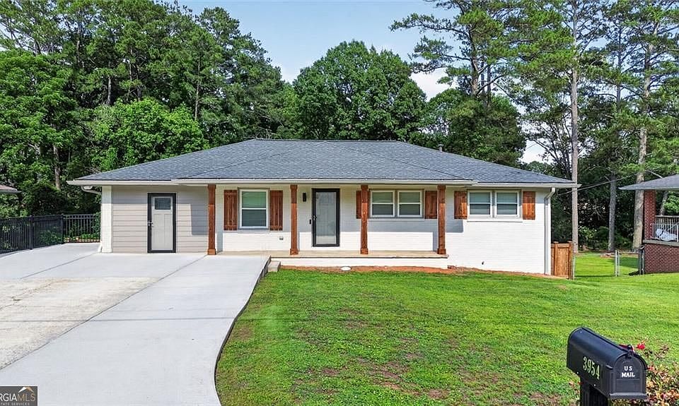 1st image of 3954 Honeysuckle Ln