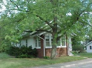 914 S Plymouth St, Culver, IN 46511