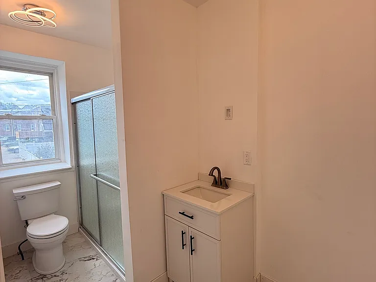 6653 Blakemore St #A — Photo 8