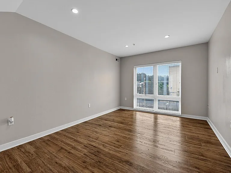 1516 Marion Barry Ave SE #402 — Photo 10