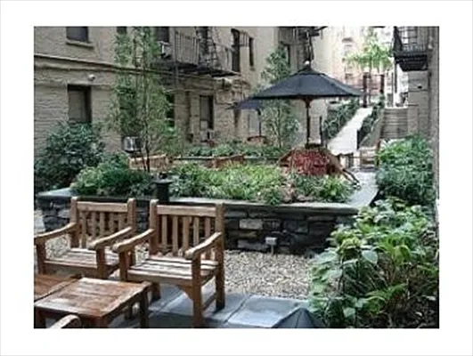 Sold by Citi Habitats | media 9