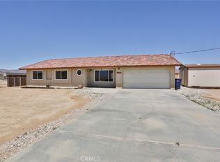 33550 Wilderness Ln, Lucerne Valley, CA 92356