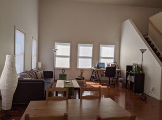 5718 Howe St #4, Pittsburgh, PA 15232