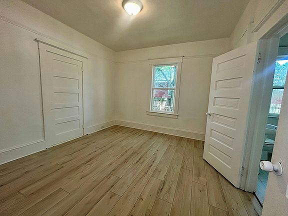 2nd image of 1171 E 16th St