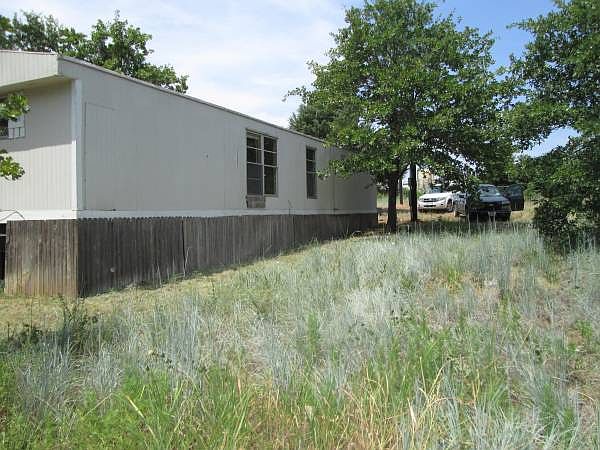 2nd image of 221 Cecil Ln