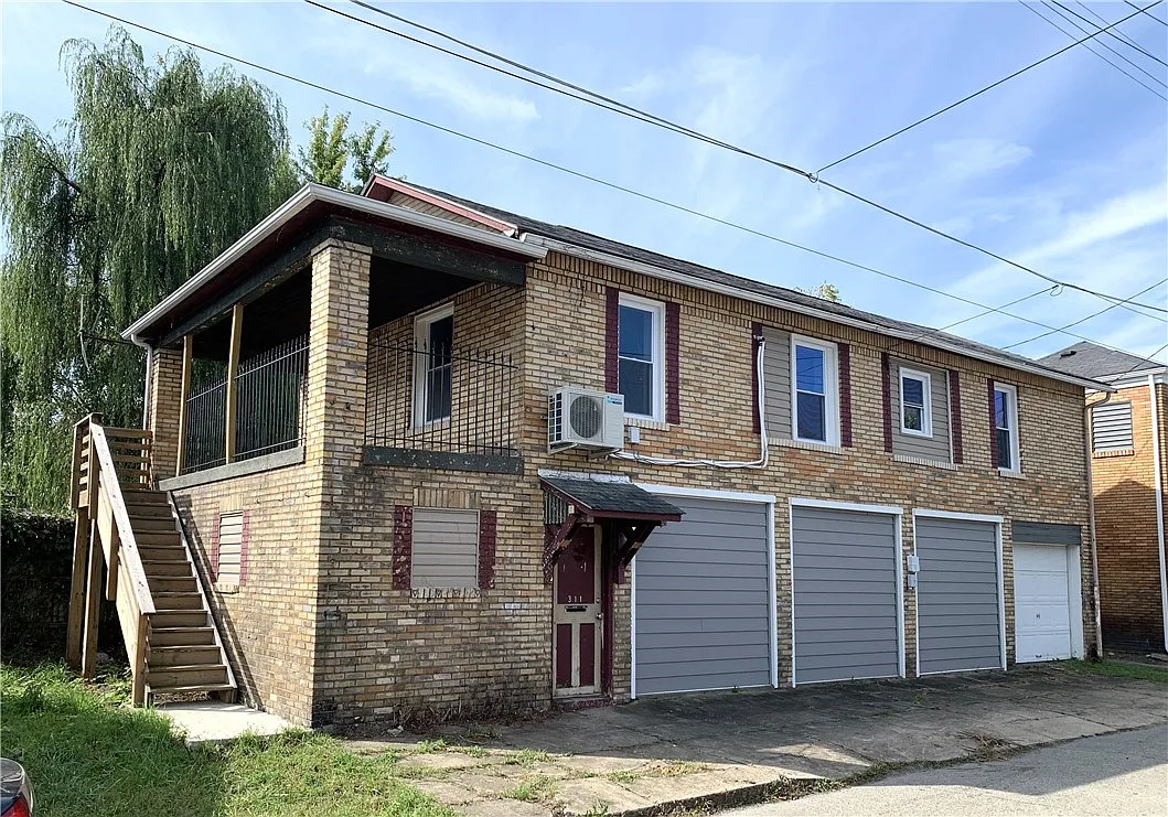311 15th St photo 1