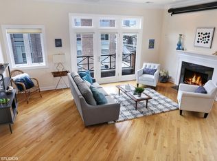 951 W Fletcher St APT 4, Chicago, IL 60657