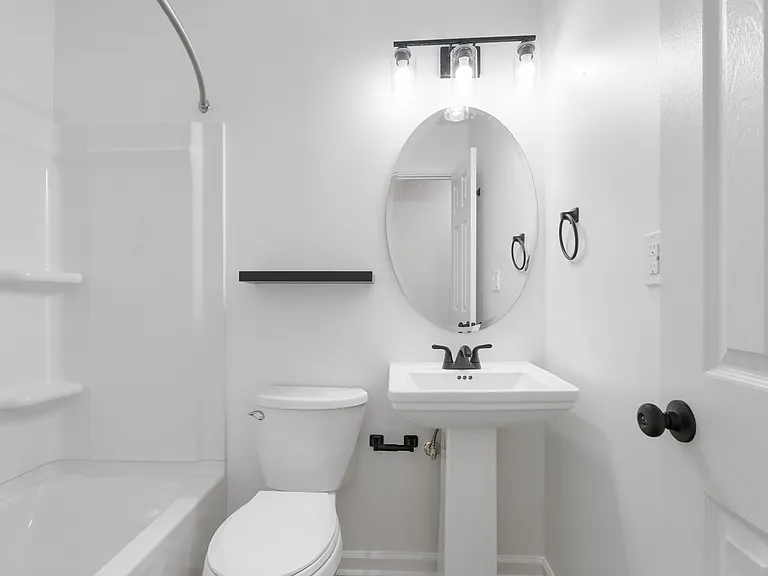 Westwood Apartments - SP Lafayette LLC — Photo 12
