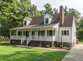 5304 Oak Leaf Ln, Prince George, VA 23875