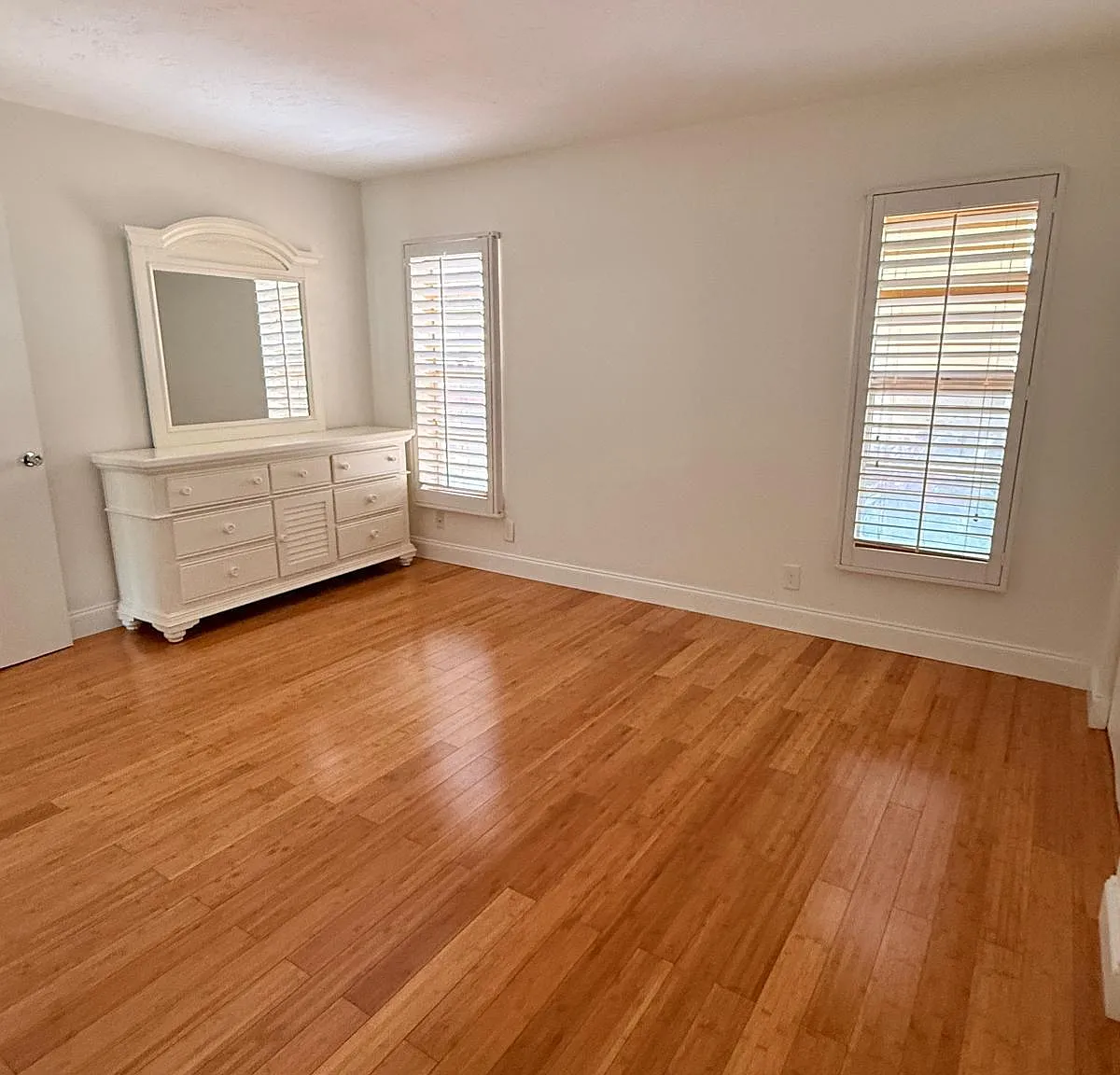1 bed, 1.0 bath, 722 sqft, $1,850 — Photo 3