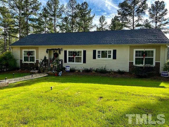1st image of 98 Whispering Pines Ln