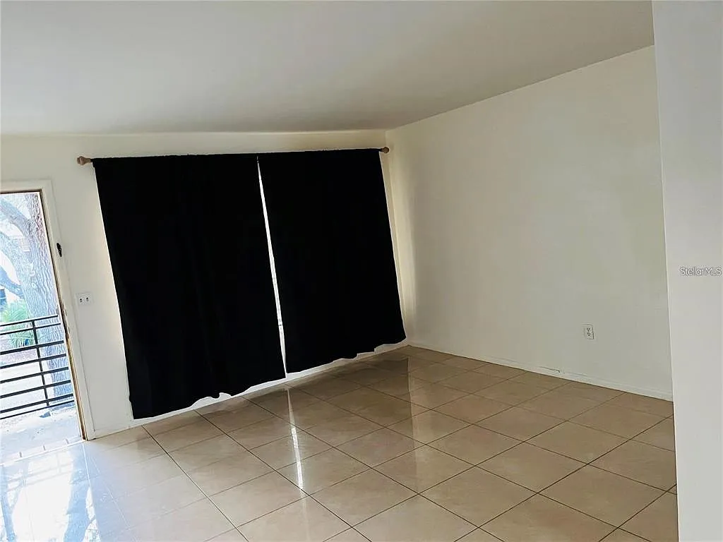1 bed, 1.0 bath, 640 sqft, $1,150 — Photo 3