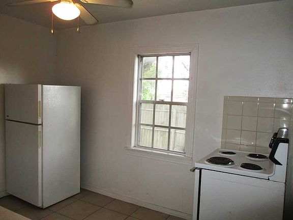 4th image of 5138 N Matanzas Ave