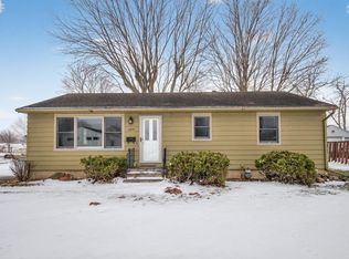 304 16th Ave NE, Austin, MN 55912