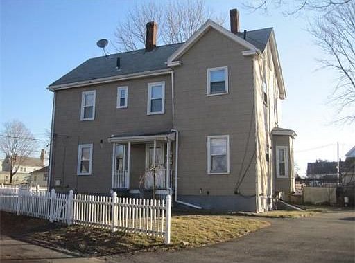 2nd image of 60-62 Perry St