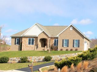 49 Fairway Ct, Daleville, VA 24083