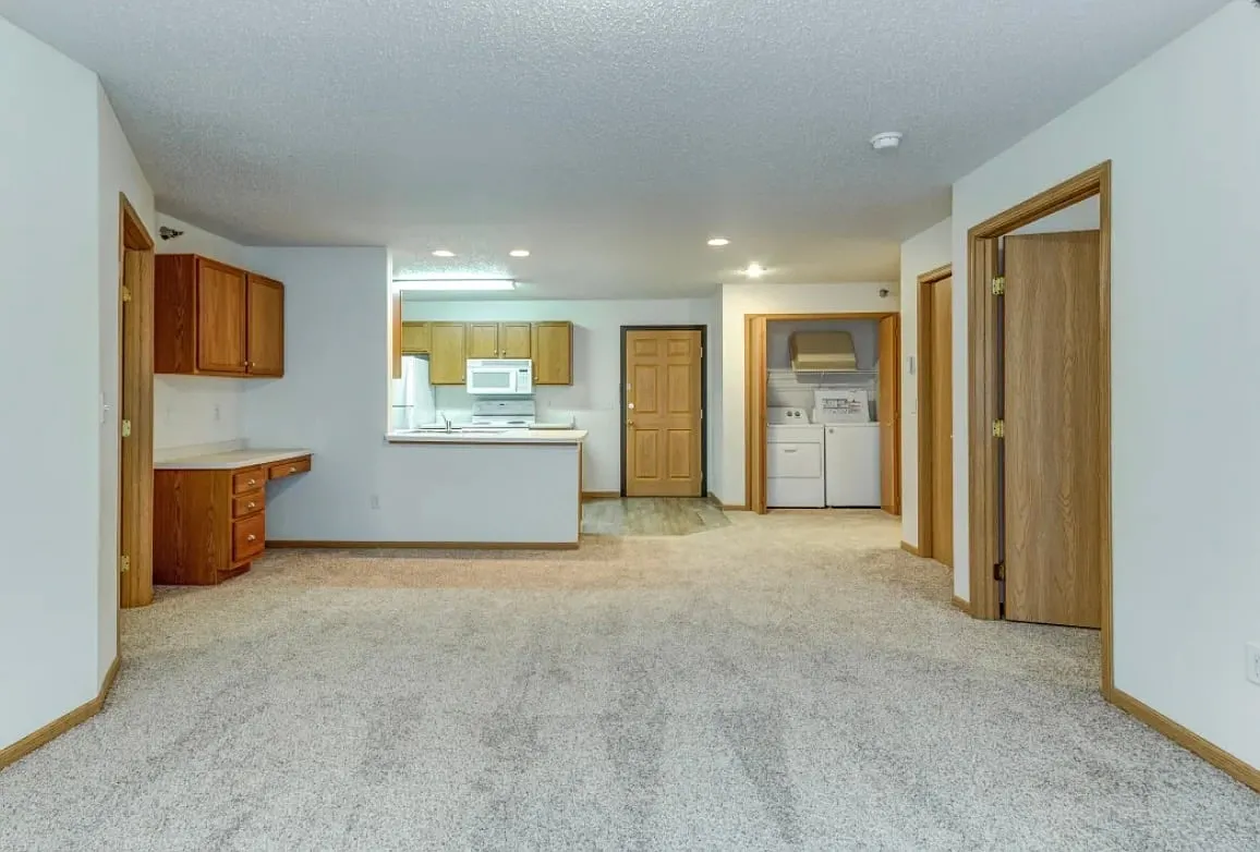 1 bed, $895 — Photo 3