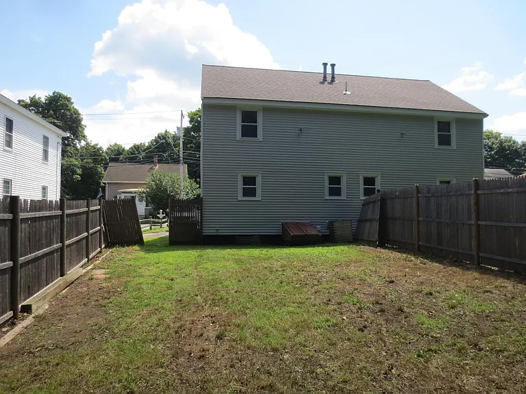 5 Pine St #B — Photo 5