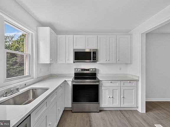 4th image of 4396 Ensbrook Ln