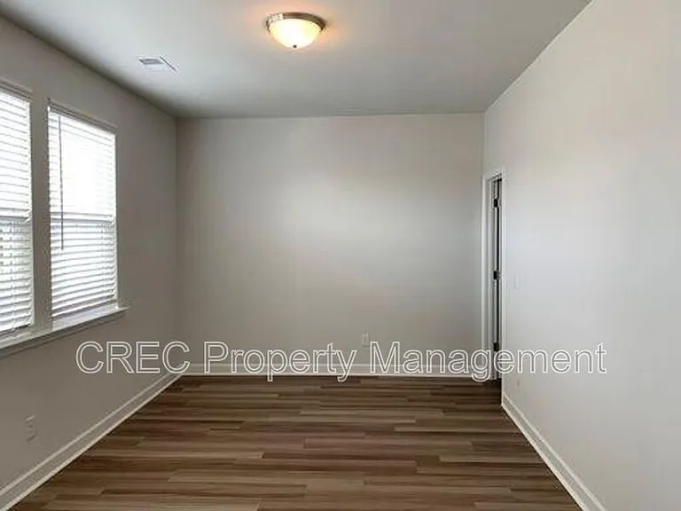 603 McLernon Trce — Photo 15
