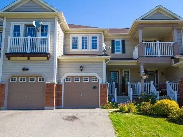 93 Robideau Pl, Whitby, ON L1R 3G7