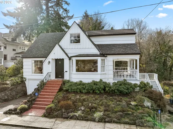1628 SW College St, Portland, OR 97201