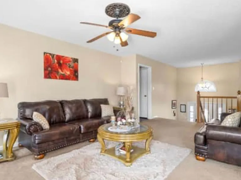 3404 Bradfield Dr — Photo 7