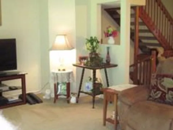 118 Woodbine By The Lk, Colchester, VT 05446