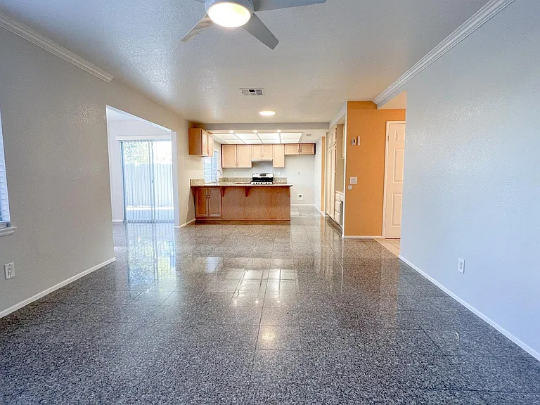 8558 Sandhill Dr — Photo 6