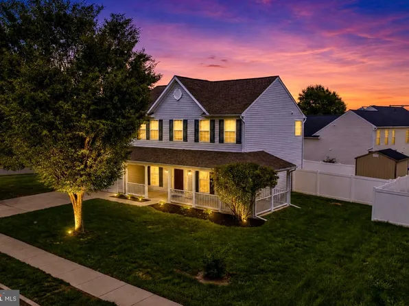 217 School St, Millington, MD 21651