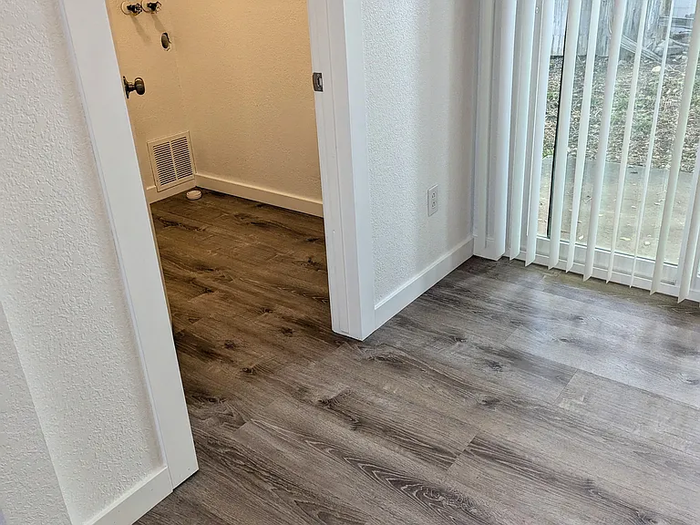Aspen St — Photo 31