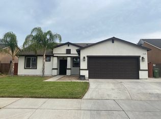 754 Bellis Ave, Dinuba, CA