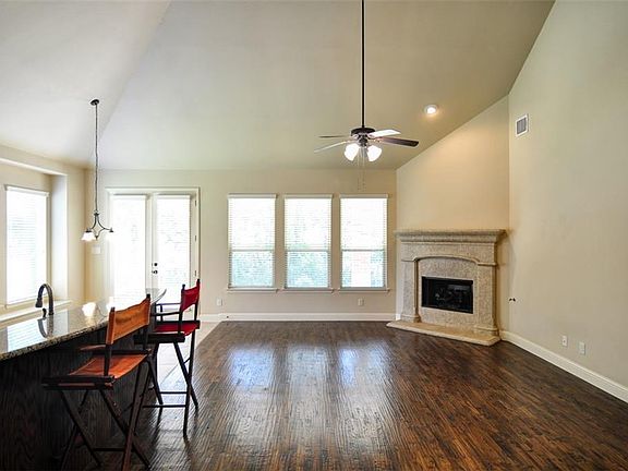 3rd image of 12118 Jackson Creek Dr