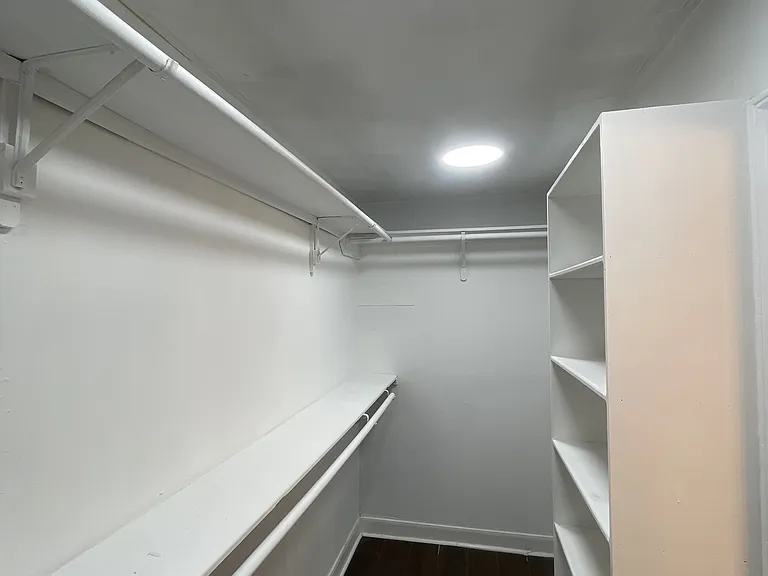 6511 Castle Lane Dr — Photo 6