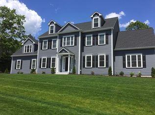 3 Arlington Ln, Walpole, MA 02081