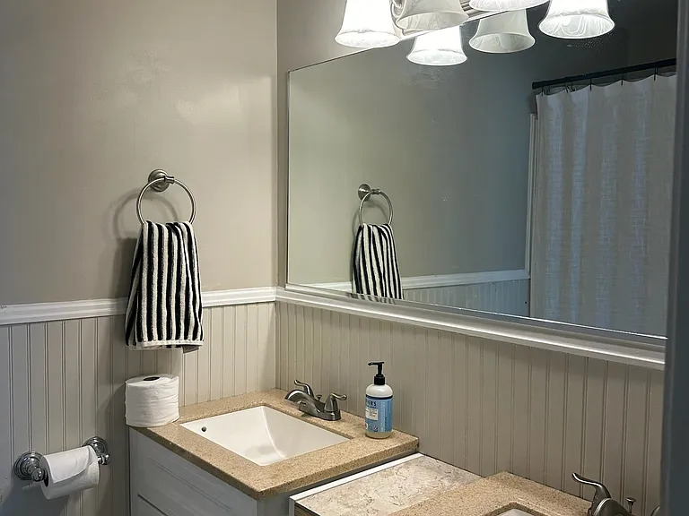 157 Oleander Cir — Photo 17