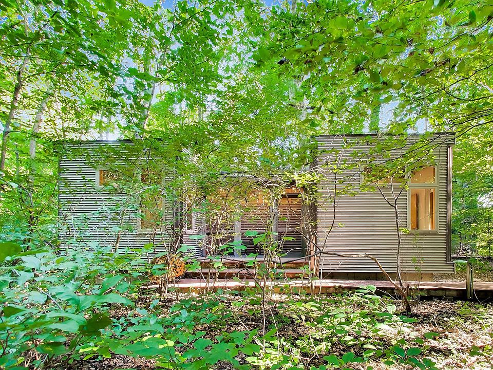 1st image of 66 Tryon Farm Ln