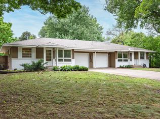 909 E Old Shakopee Rd #909, Minneapolis, MN 55420