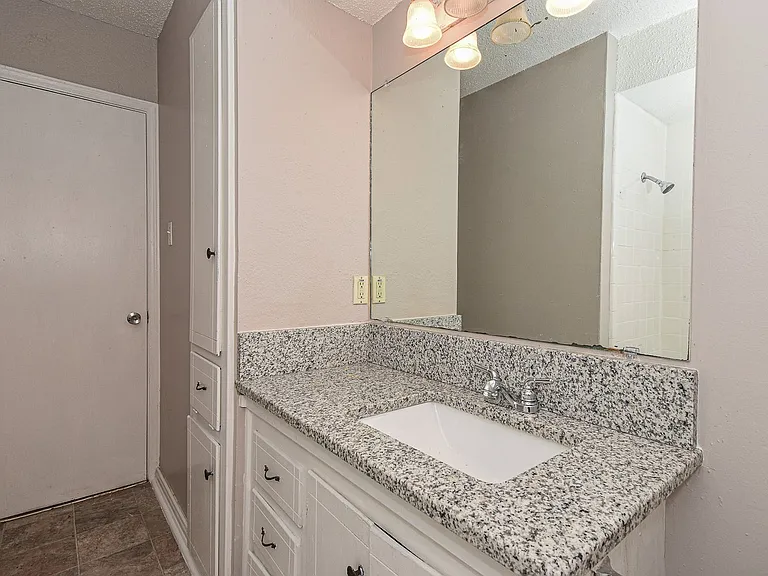 3404 Stanford St — Photo 22