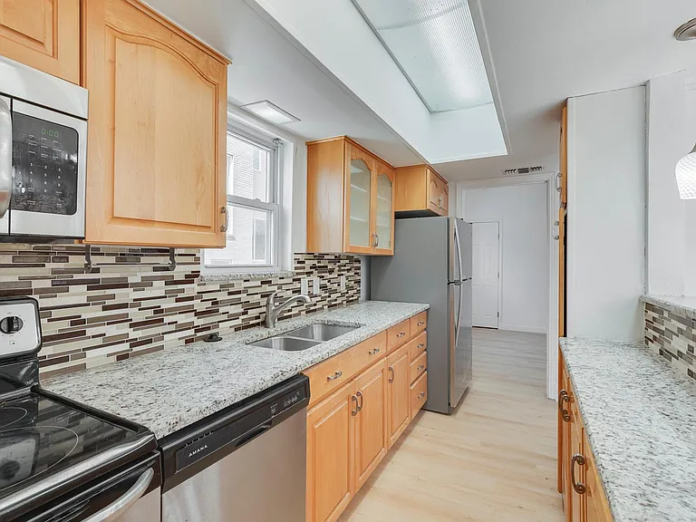 4023 Wycliff Ave #204 — Photo 11