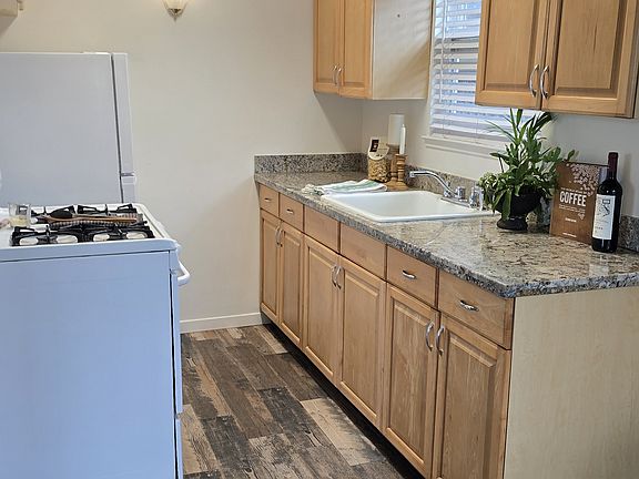 Bright and fresh kitchen area.