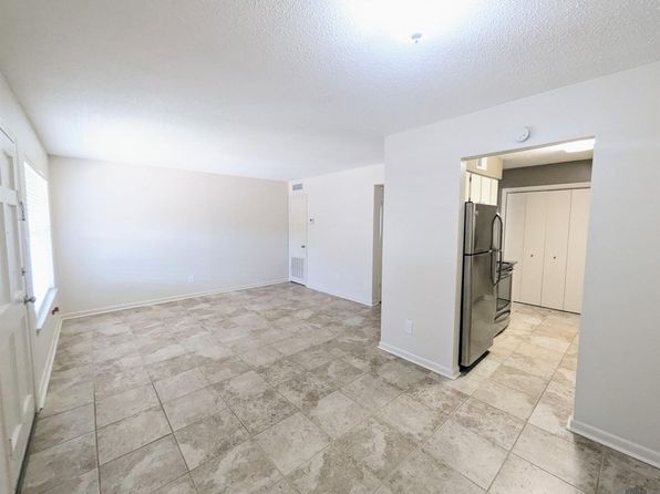 1701 Lobdell Ave APT 15