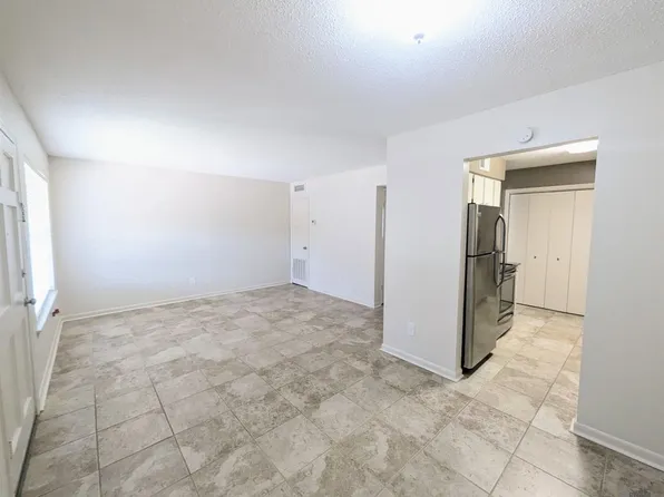 1701 Lobdell Ave, Baton Rouge, LA